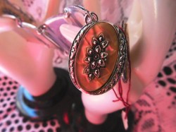 gold mother pearl set ears view